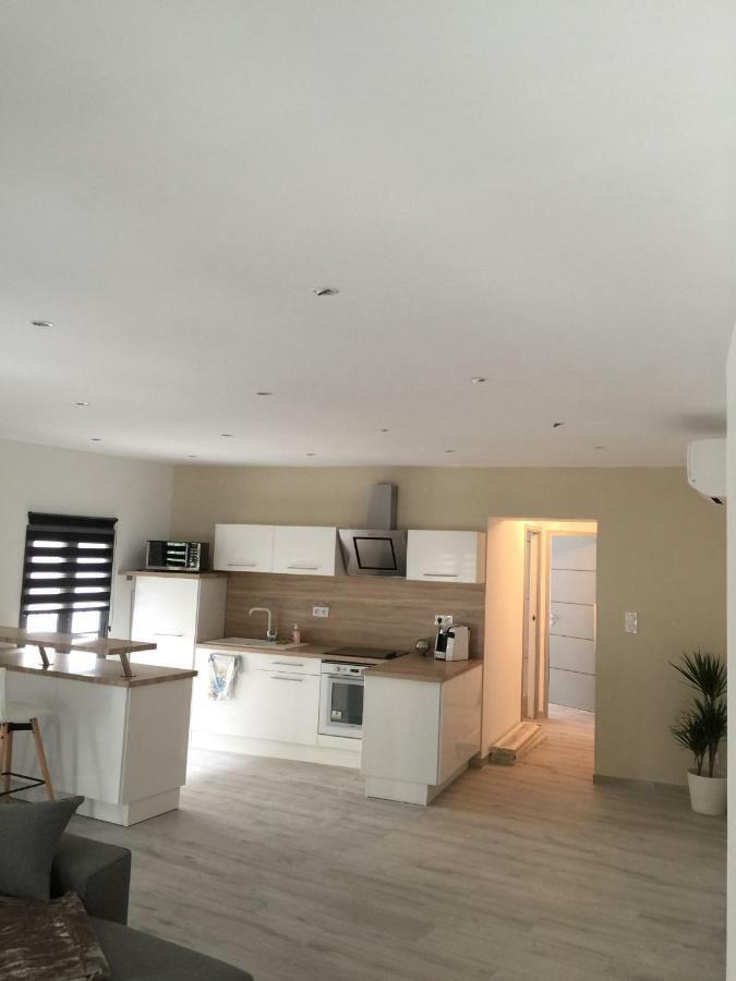 LʼIsle-sur-la-Sorgue Appartement L'Islois المظهر الخارجي الصورة