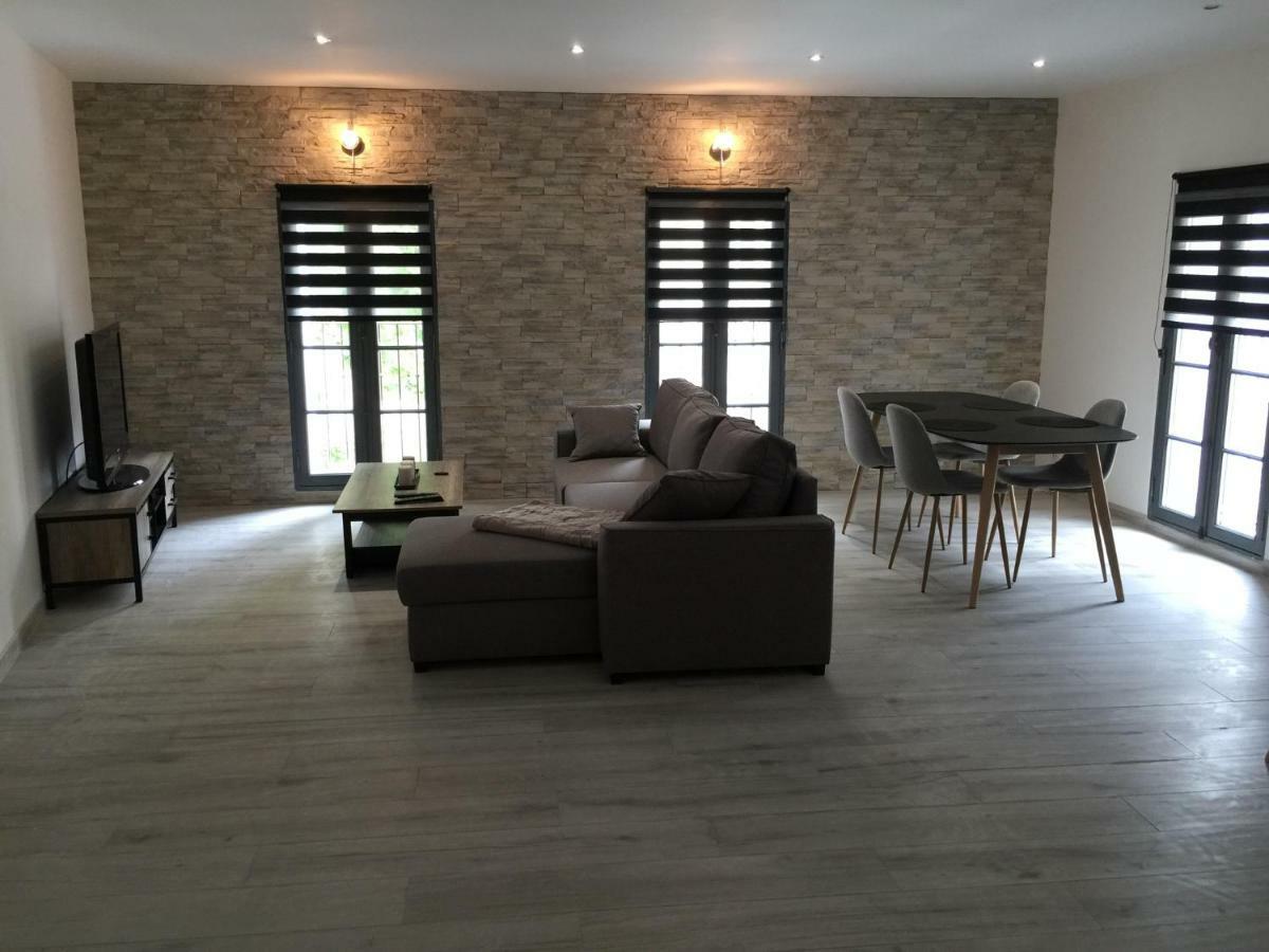 LʼIsle-sur-la-Sorgue Appartement L'Islois المظهر الخارجي الصورة